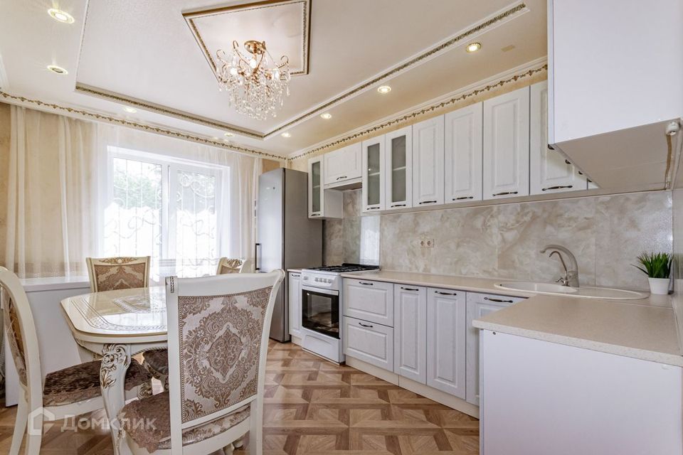 Продаётся 2-комнатная квартира, 68.4 м²