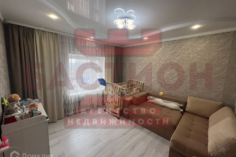 Продаётся 2-этажный дом, 250 м²