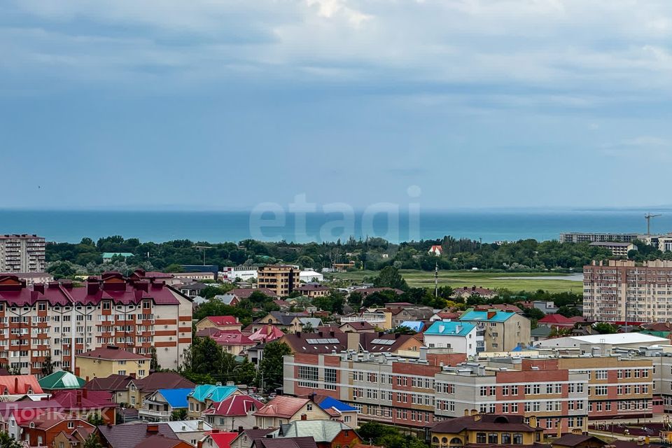 Продаётся 2-комнатная квартира, 81.8 м²