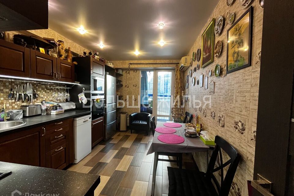 Продаётся 3-комнатная квартира, 80.4 м²