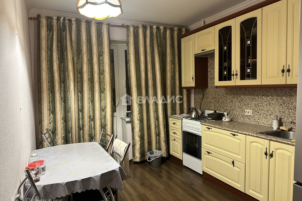 Продаётся 1-комнатная квартира, 41 м²