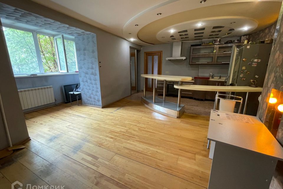 Продаётся 2-комнатная квартира, 66.4 м²