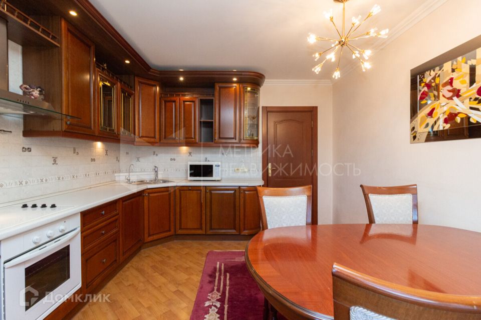 Продаётся 3-комнатная квартира, 87 м²