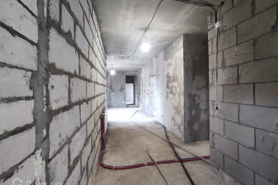 Продаётся 3-комнатная квартира, 108.3 м²