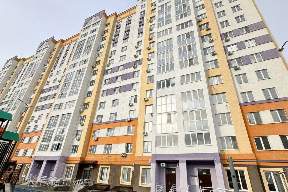 Продаётся 2-комнатная квартира, 73.68 м²