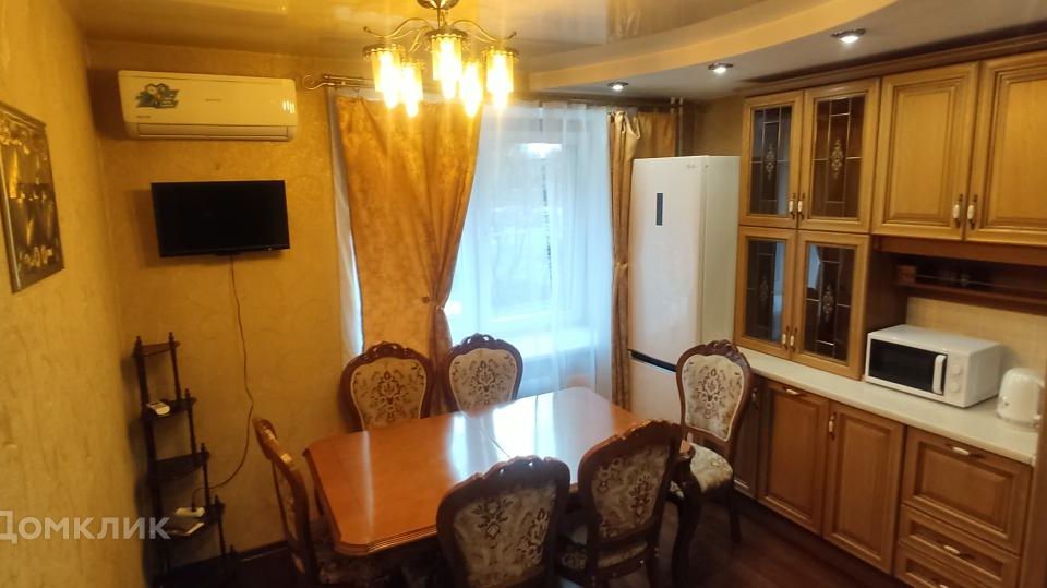 Продаётся 3-комнатная квартира, 61.1 м²