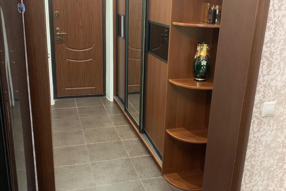 Продаётся 1-комнатная квартира, 54.5 м²