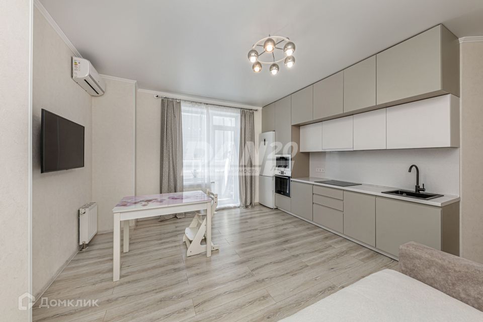 Продаётся 1-комнатная квартира, 43.2 м²