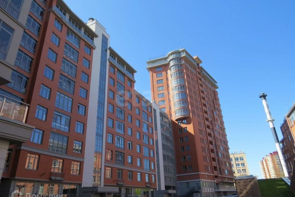Продаётся 2-комнатная квартира, 65.4 м²
