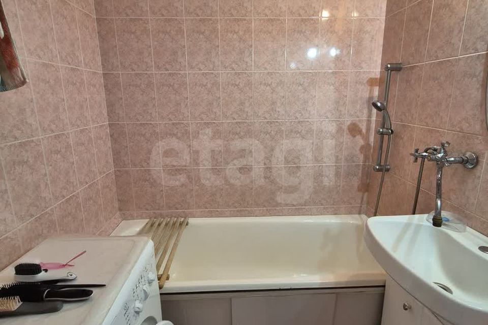 Продаётся 3-комнатная квартира, 59.2 м²