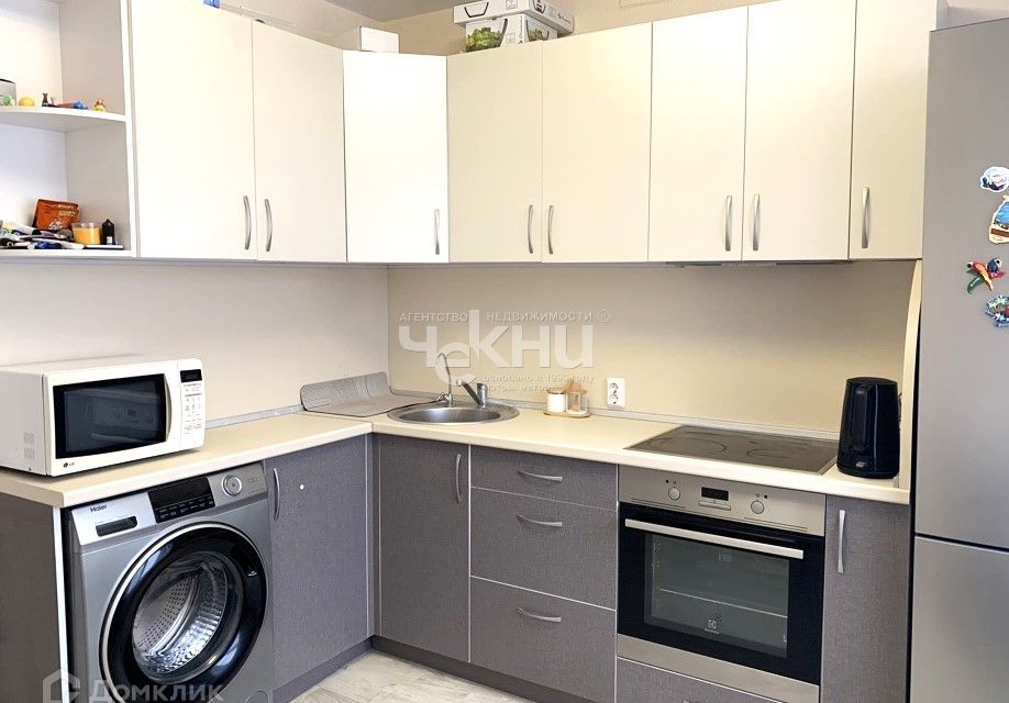 Продаётся 1-комнатная квартира, 35.2 м²