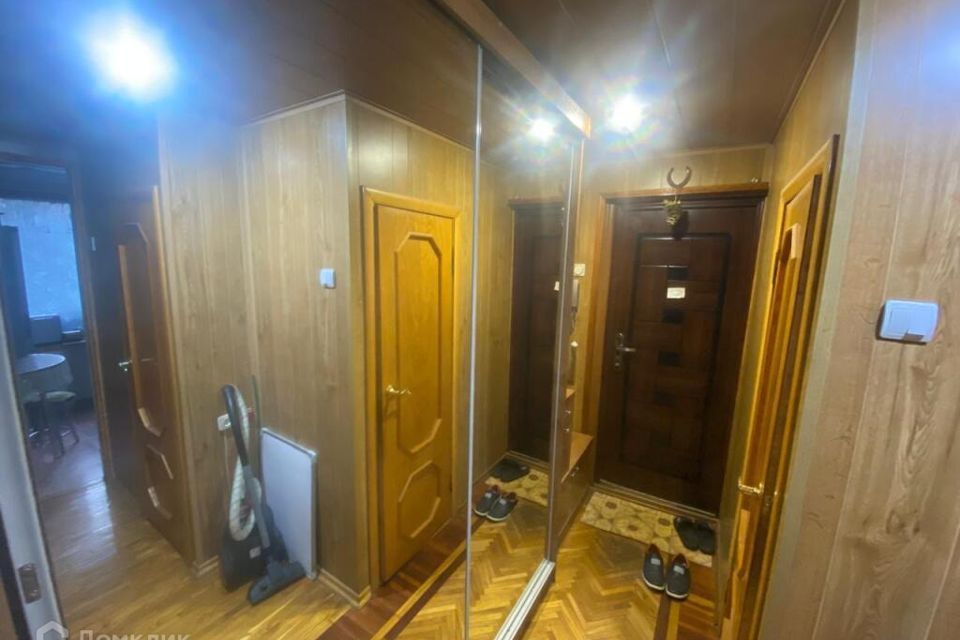 Продаётся 3-комнатная квартира, 48.9 м²