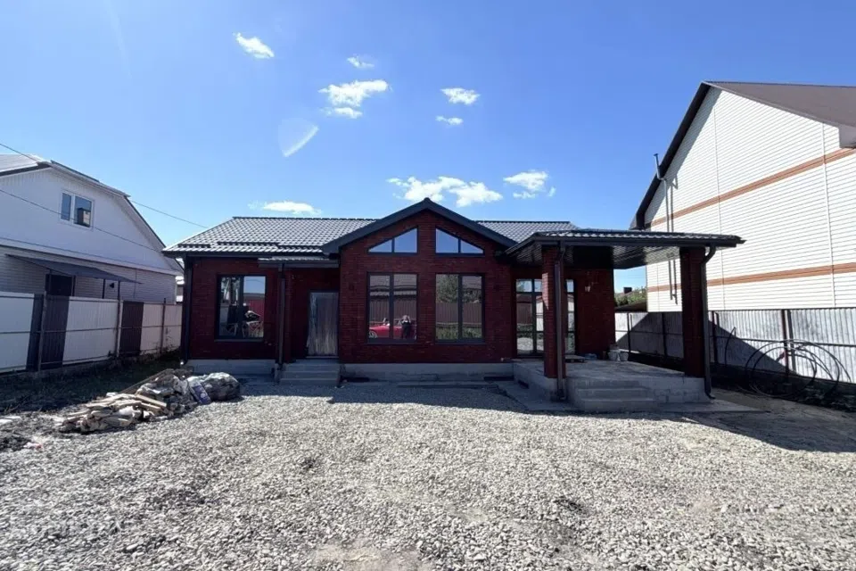 Продаётся 1-этажный дом, 140 м²