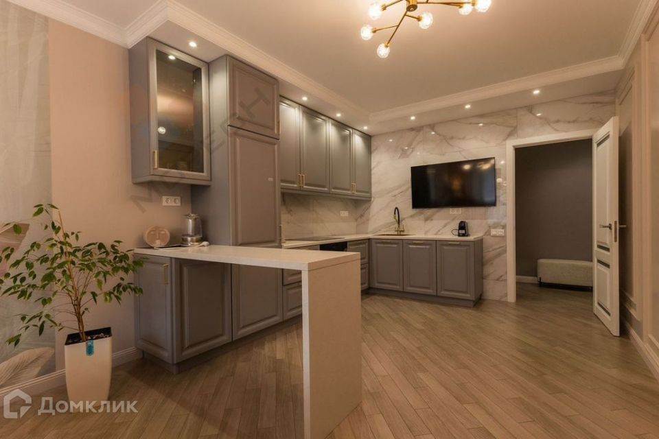Продаётся 2-комнатная квартира, 70.2 м²