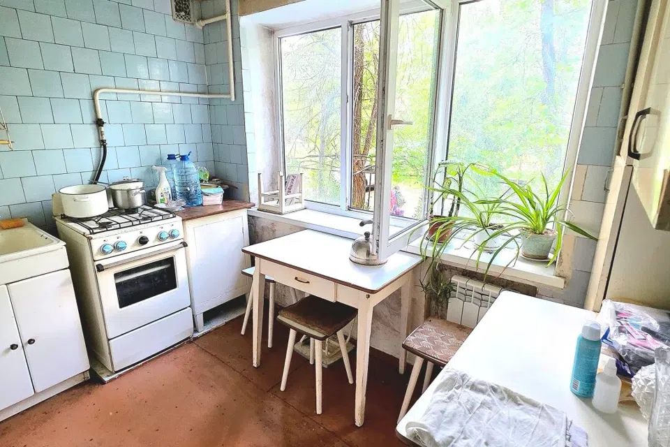 Продаётся 3-комнатная квартира, 53.6 м²