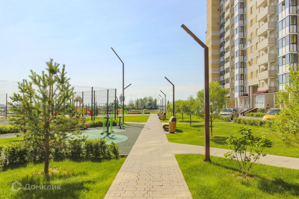 Продаётся 1-комнатная квартира, 41.2 м²