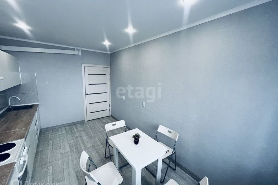 Сдаётся 1-комнатная квартира, 53 м²