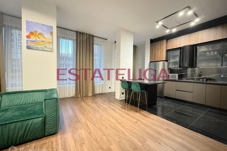 Продаётся 3-комнатная квартира, 87 м²