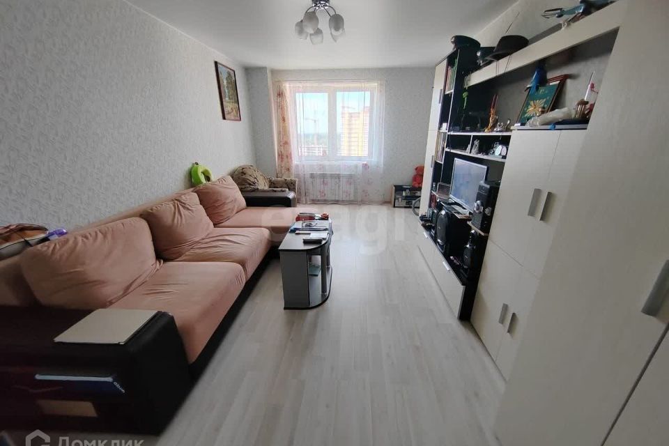 Продаётся 1-комнатная квартира, 43.1 м²