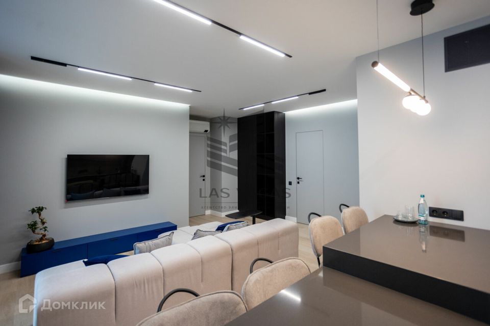 Сдаётся 3-комнатная квартира, 91 м²