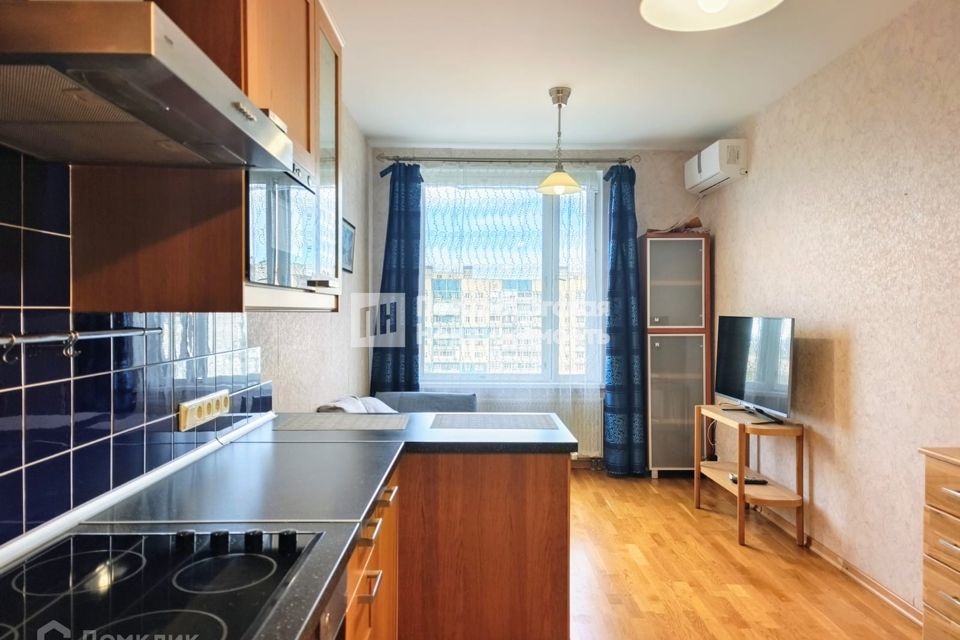 Сдаётся 1-комнатная квартира, 50.4 м²