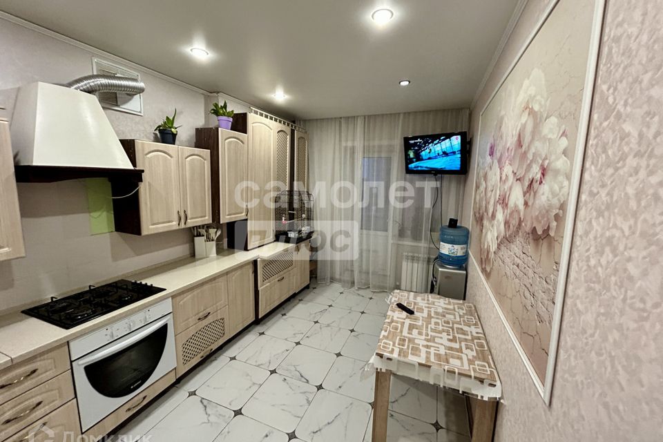 Продаётся 2-комнатная квартира, 57 м²