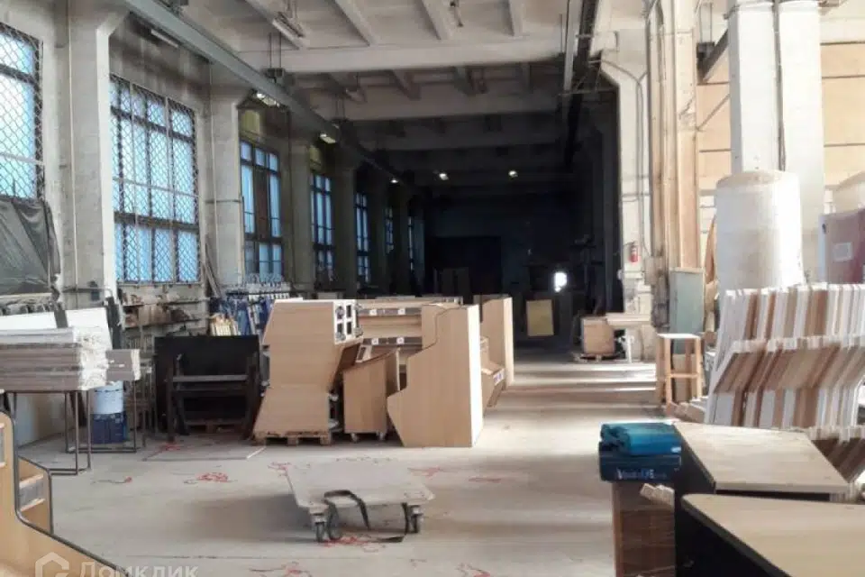 Сдаётся производственное помещение, 1815.8 м²