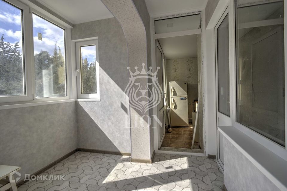 Продаётся 2-комнатная квартира, 71.6 м²