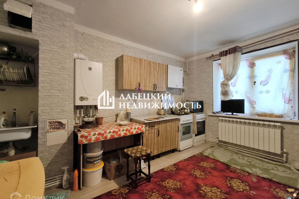 Продаётся 1-комнатная квартира, 46.2 м²