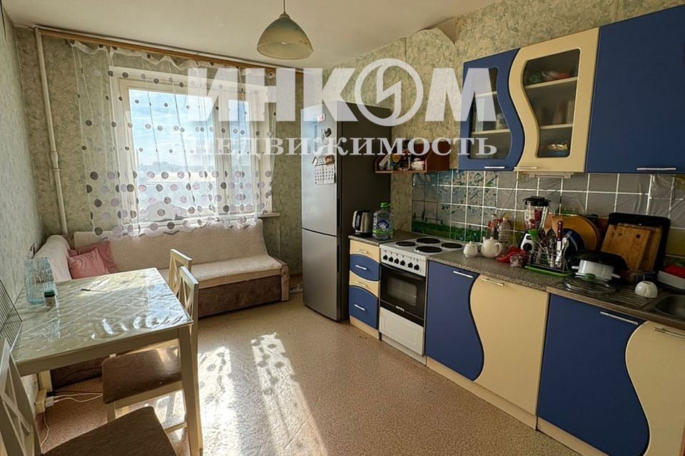 Продаётся 1-комнатная квартира, 42.8 м²