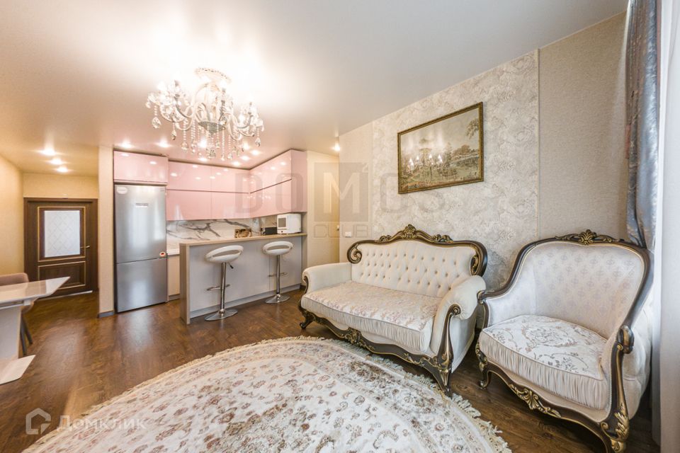 Продаётся 2-комнатная квартира, 65.2 м²