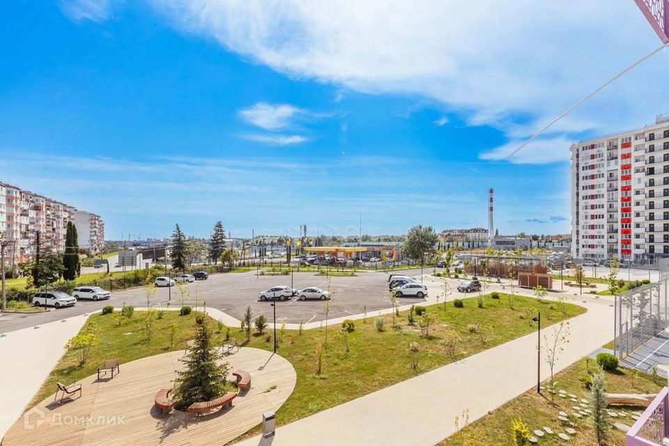 Продаётся 1-комнатная квартира, 42 м²
