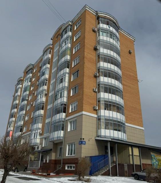 Продаётся 2-комнатная квартира, 67.1 м²