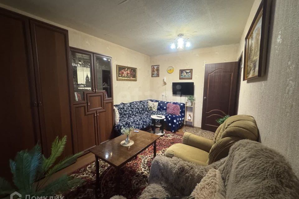 Продаётся 3-комнатная квартира, 54.7 м²