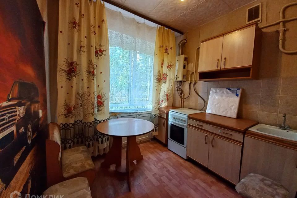 Продаётся 2-комнатная квартира, 42.7 м²