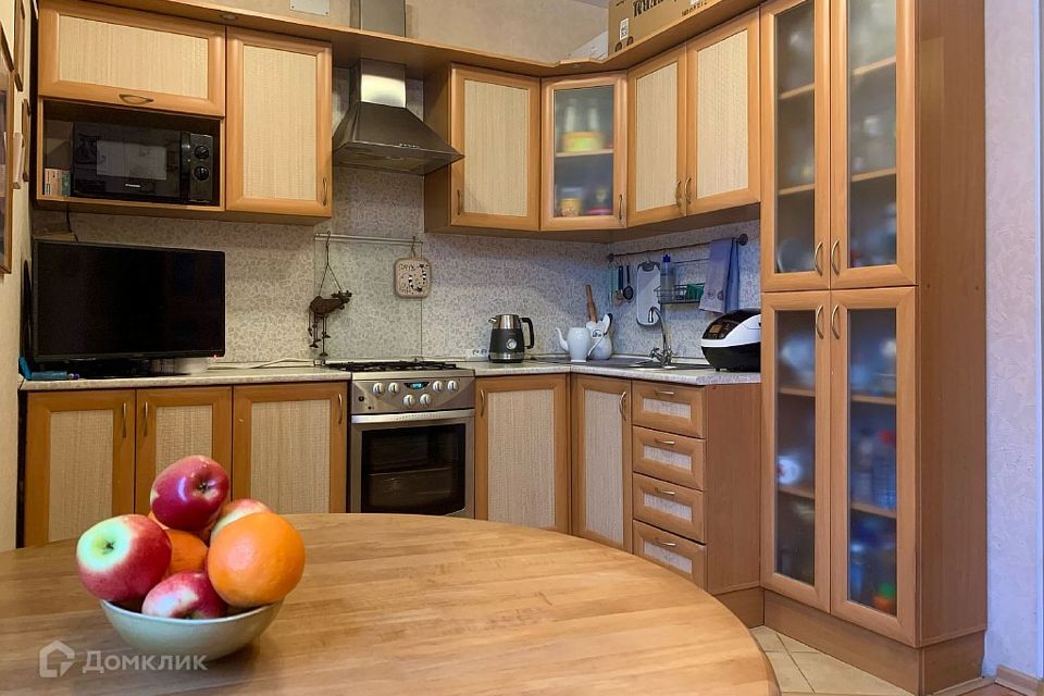 Продаётся 2-комнатная квартира, 69.9 м²