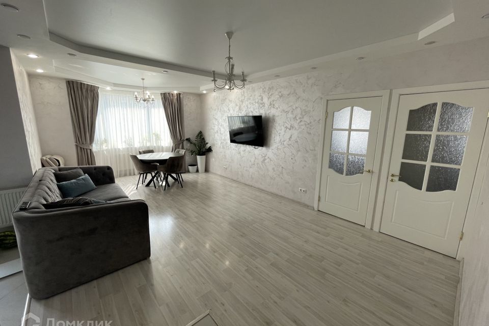 Продаётся 3-комнатная квартира, 74 м²