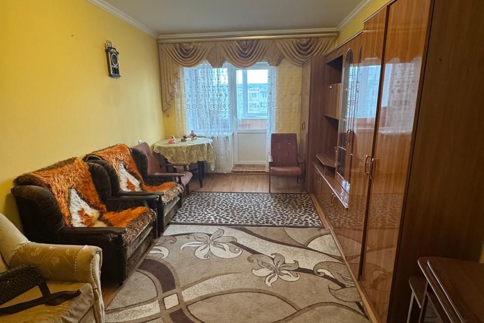 Продаётся 1-комнатная квартира, 49 м²