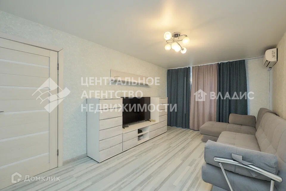Продаётся 3-комнатная квартира, 63 м²