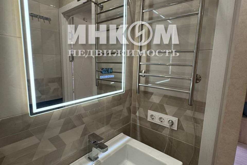 Продаётся комната в 2-комн. квартире, 18 м²