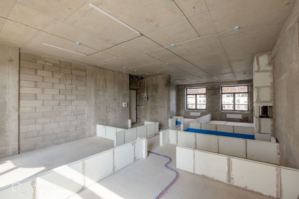 Продаётся 4-комнатная квартира, 77 м²