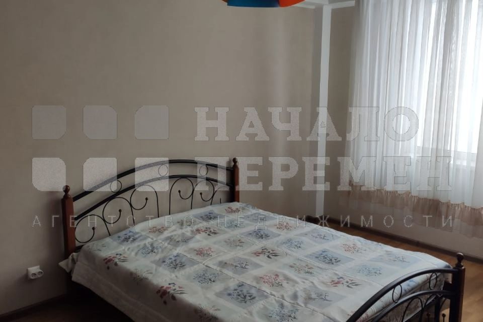Сдаётся 2-комнатная квартира, 100 м²
