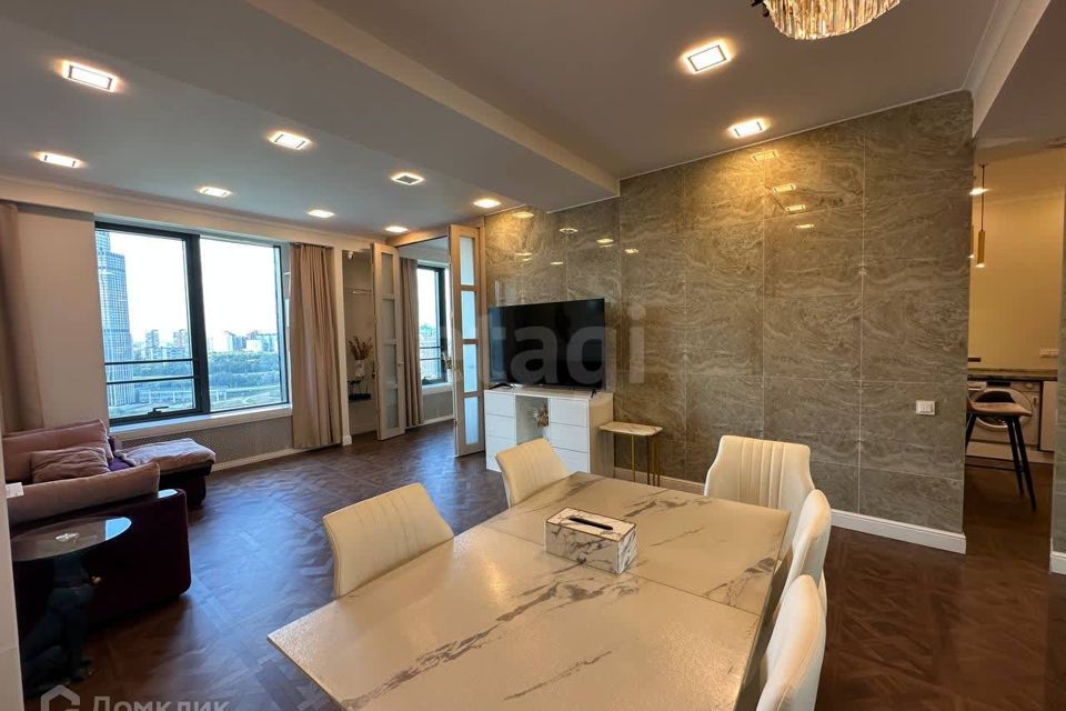Продаётся 2-комнатная квартира, 72 м²