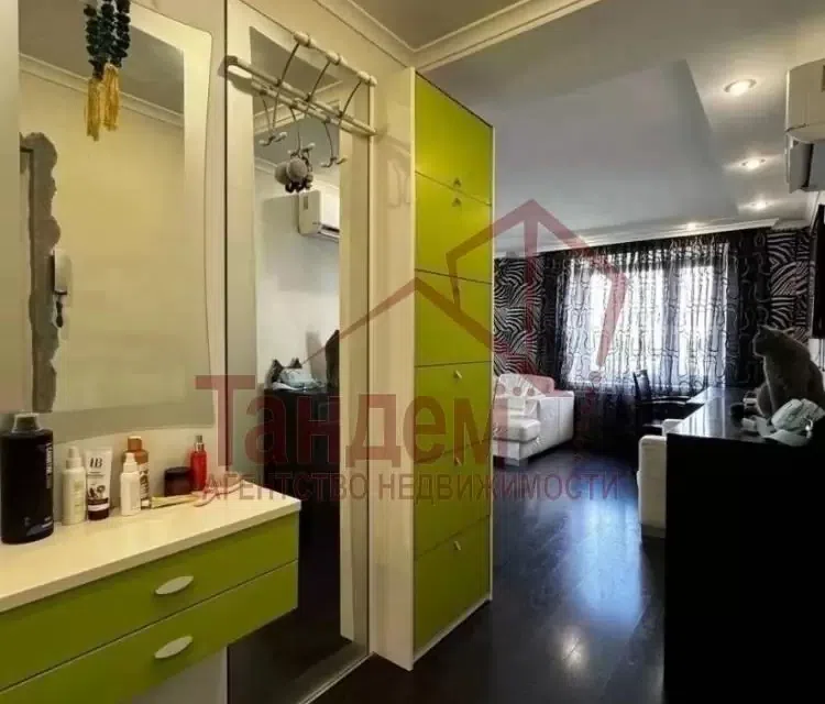 Продаётся 2-комнатная квартира, 59 м²