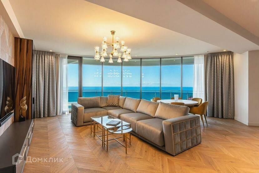 Продаётся 2-комнатная квартира, 90 м²