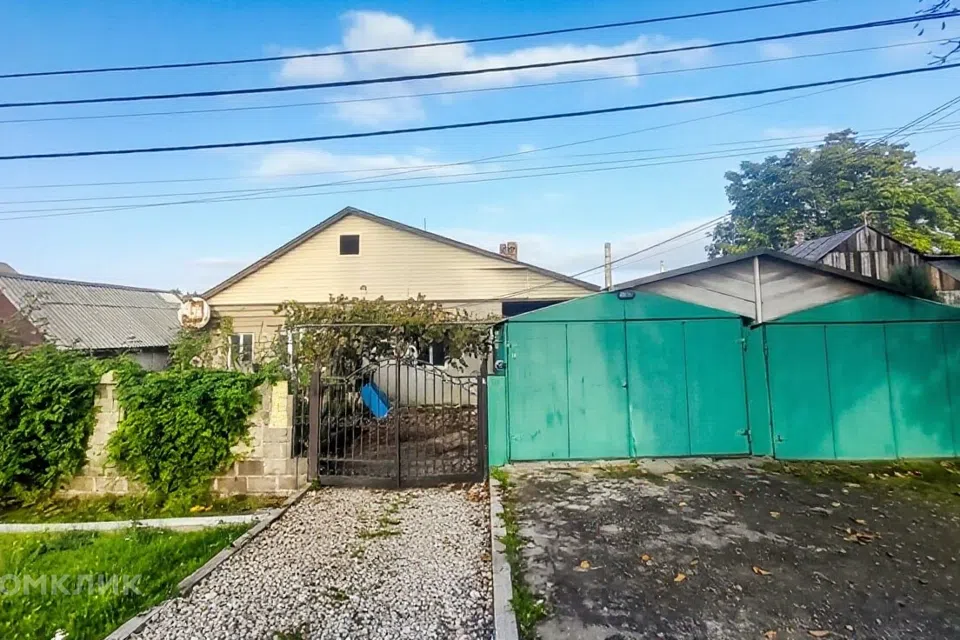 Продаётся 1-этажный дом, 215.9 м²