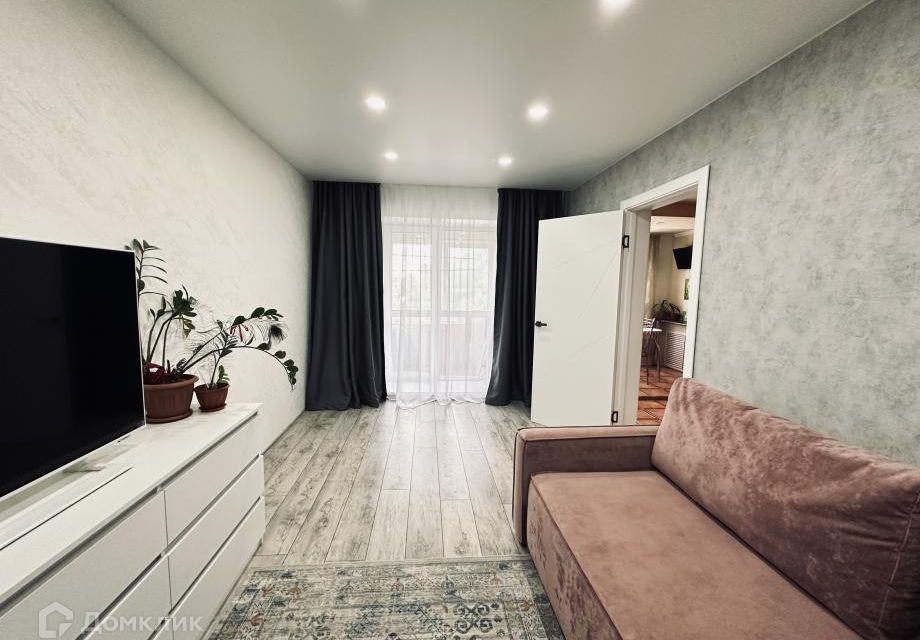 Продаётся 3-комнатная квартира, 59.1 м²