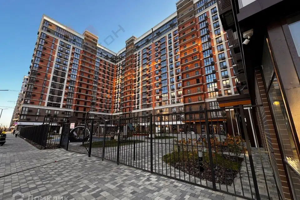 Продаётся 1-комнатная квартира, 35.9 м²