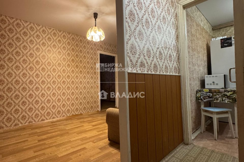 Продаётся 3-комнатная квартира, 42.1 м²