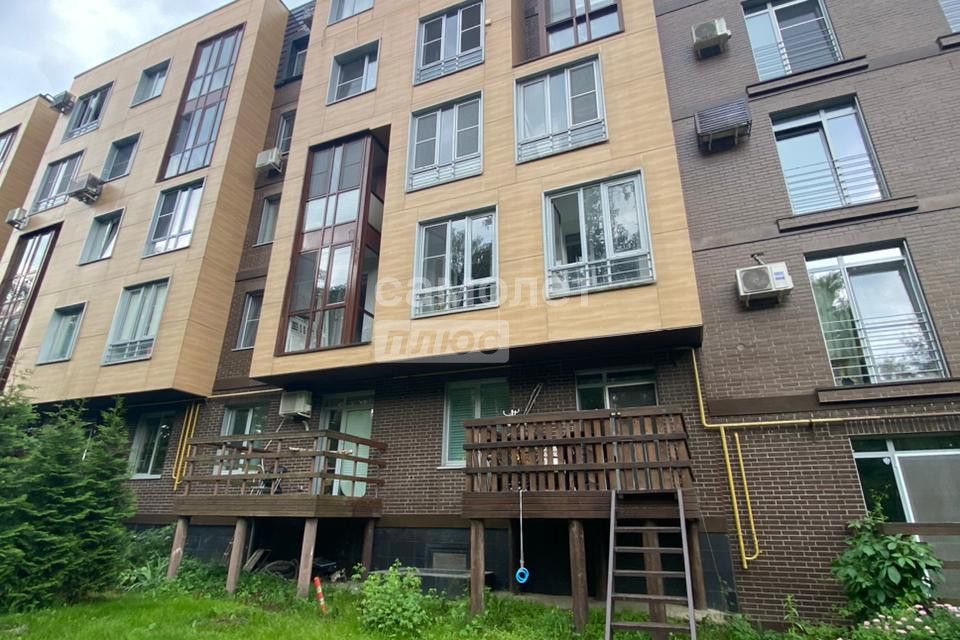 Продаётся 3-комнатная квартира, 92 м²